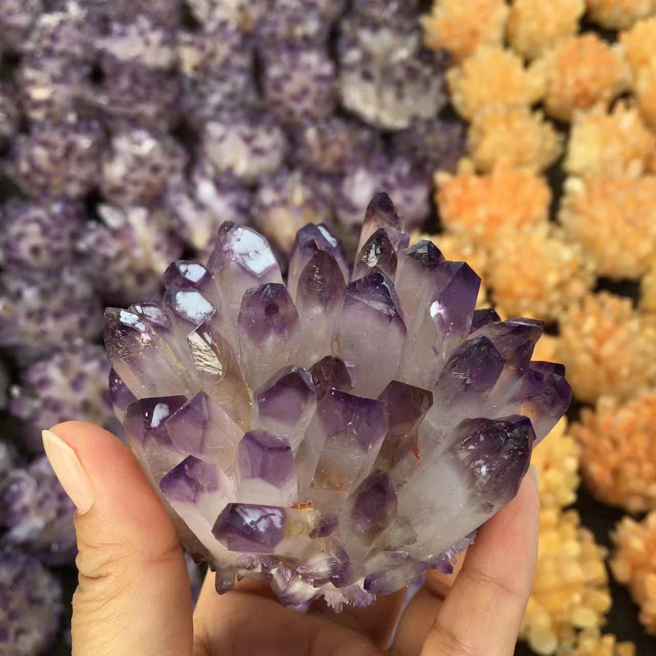 Natural amethyst crystal cluster white stone
Raw crystal cluster home decor ornament
White amethyst crystal formation close up
Natural crystal cluster feng shui decor
Amethyst raw stone crystal ornament